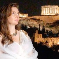 Heidi Innes Enter the World of Song: CLICK HERE to enjoy Hlín's Performance Vlog ...